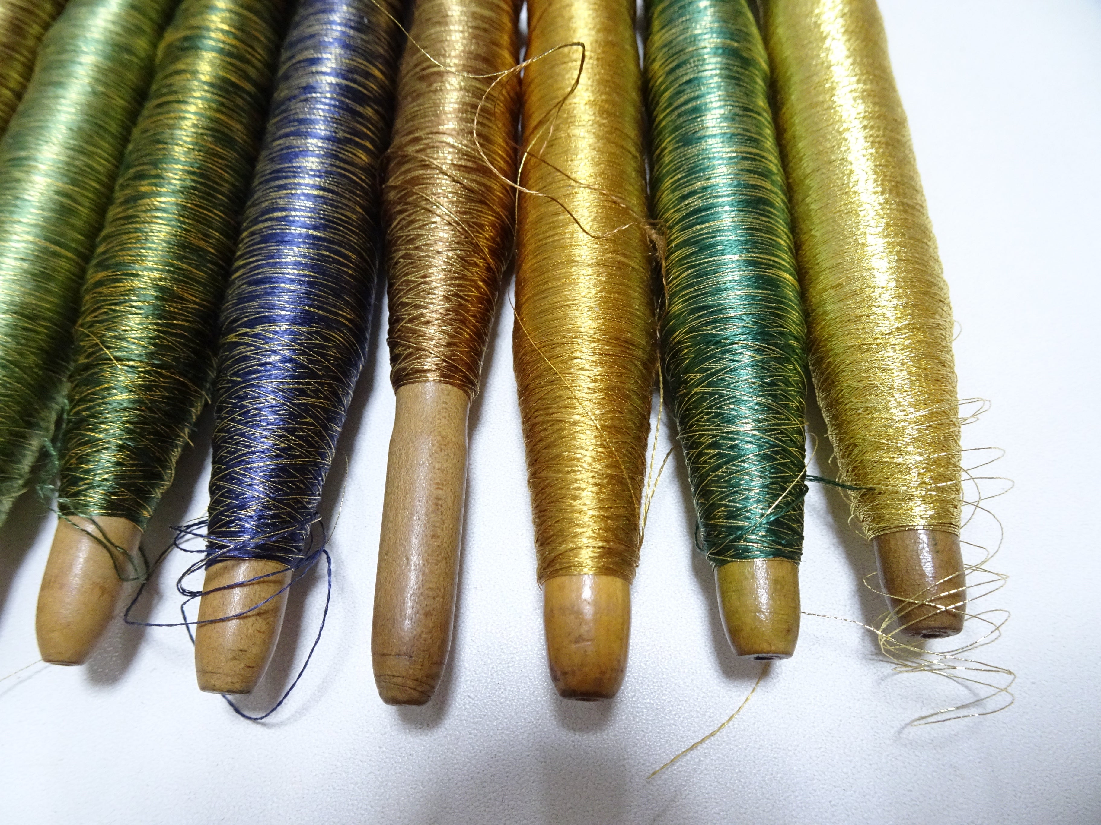 Japanese Vintage Wooden Spool & Silk Thread 8sets Embroidery 18602