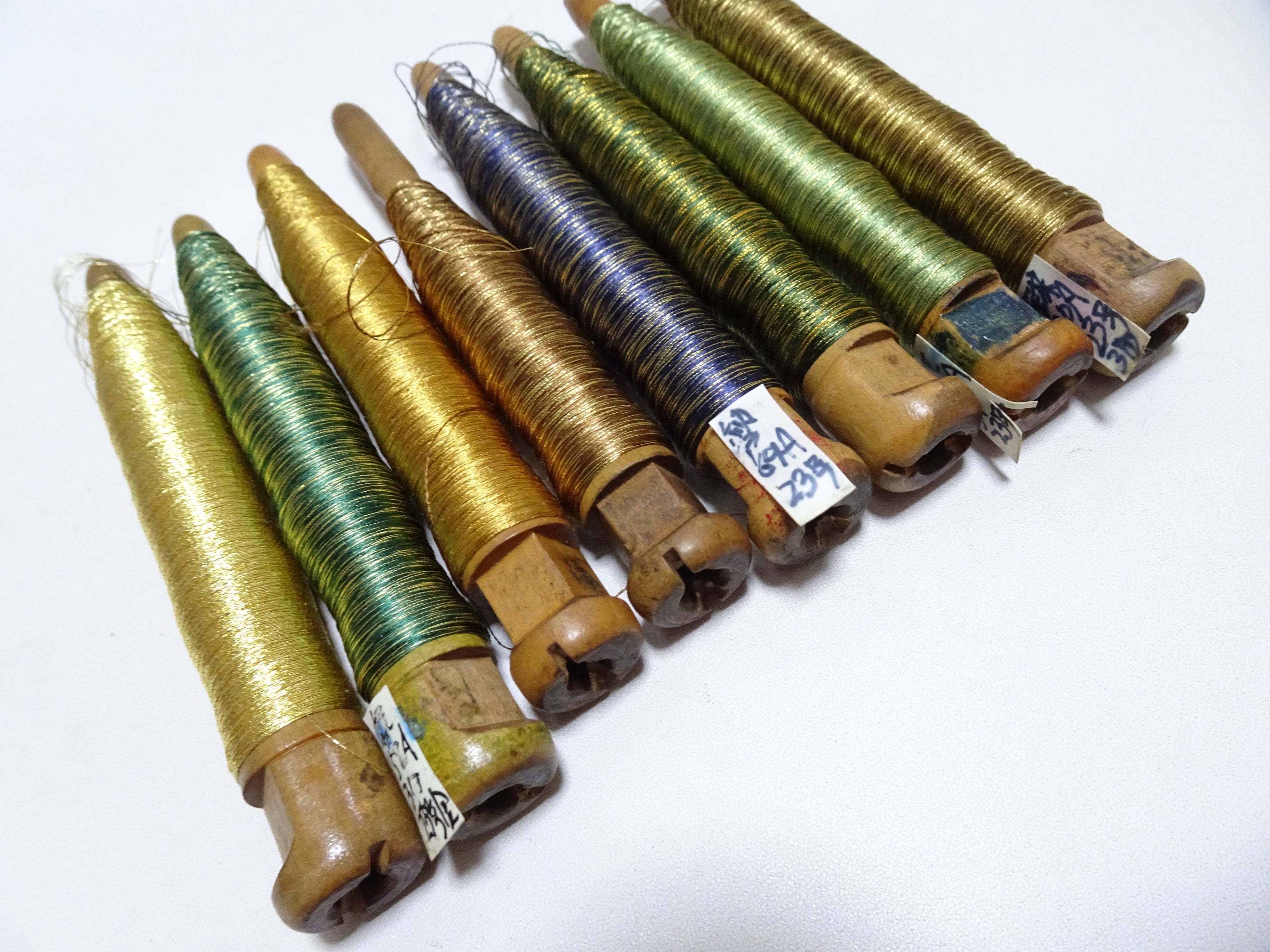 Japanese Vintage Wooden Spool & Silk Thread 8sets Embroidery 18602