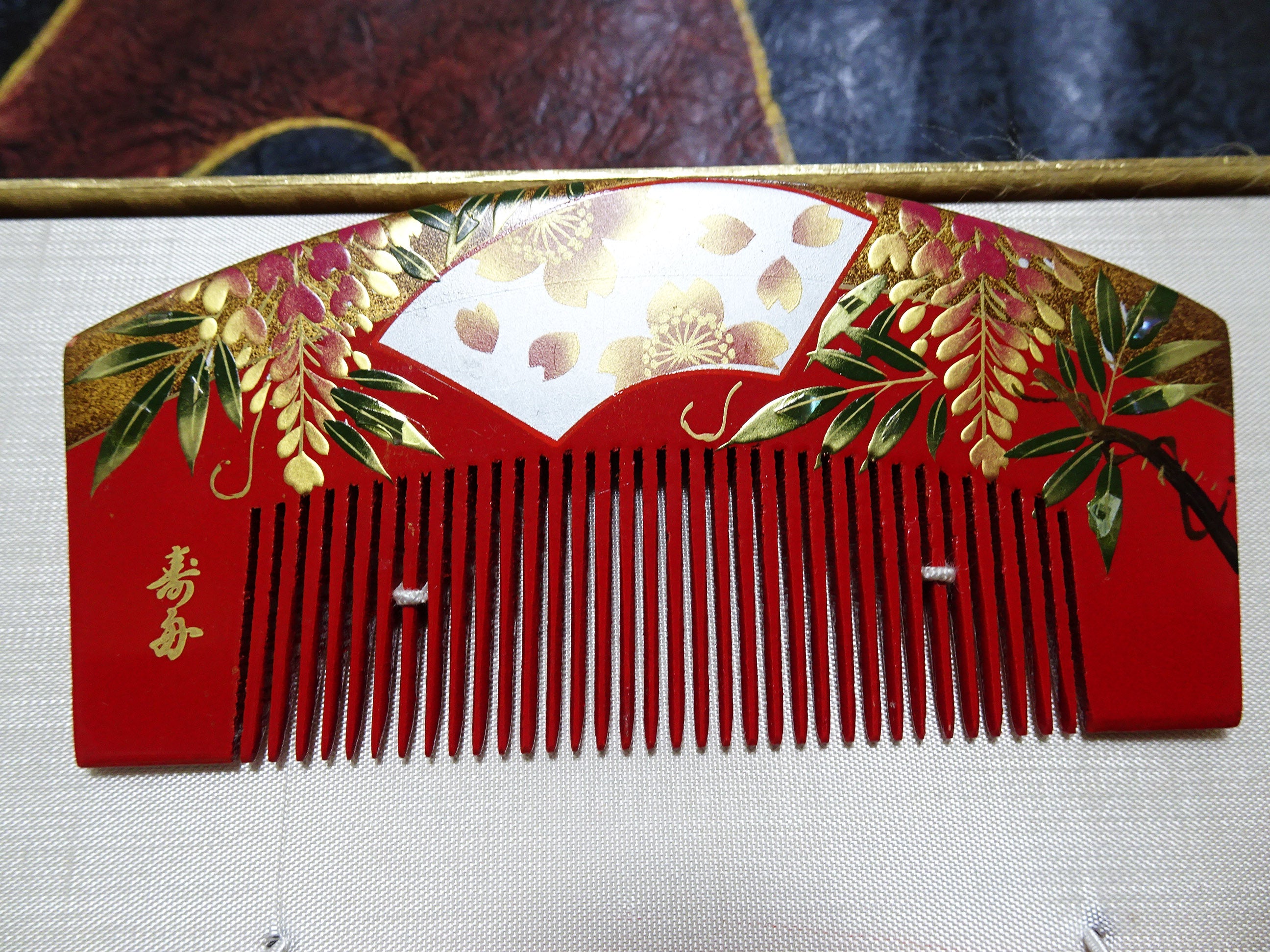 Japanese Vintage Wooden Kanzashi Sets Urushi & Makie 12829