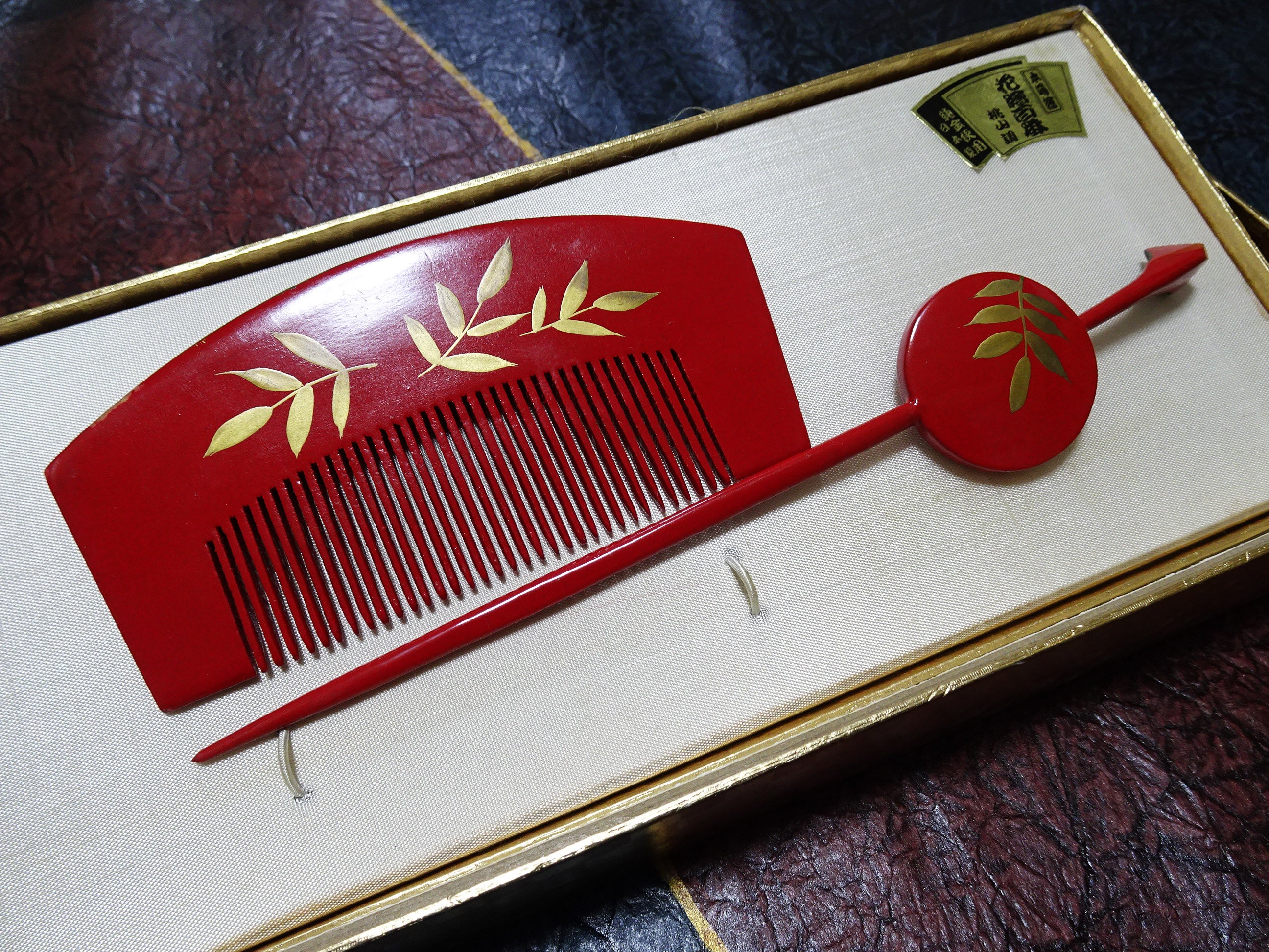 Japanese Vintage Wooden Kanzashi Sets Urushi & Makie 12829